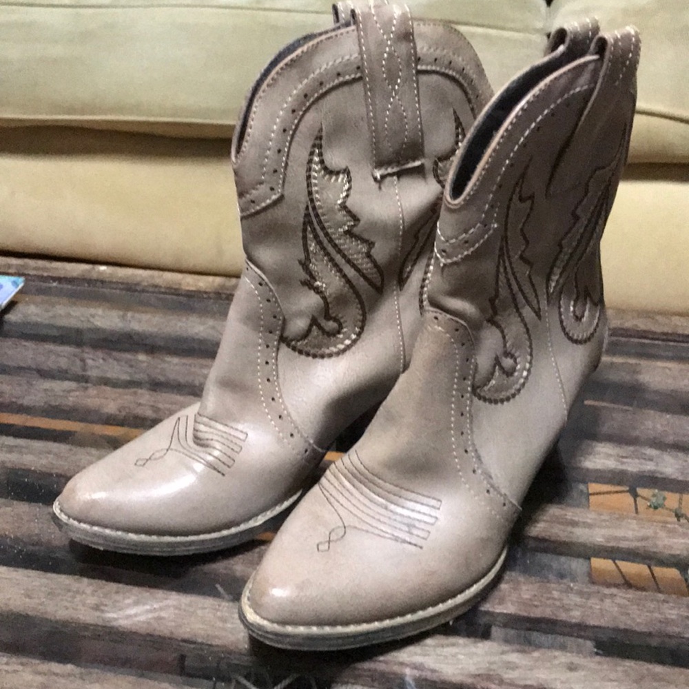 Cowboy boots
